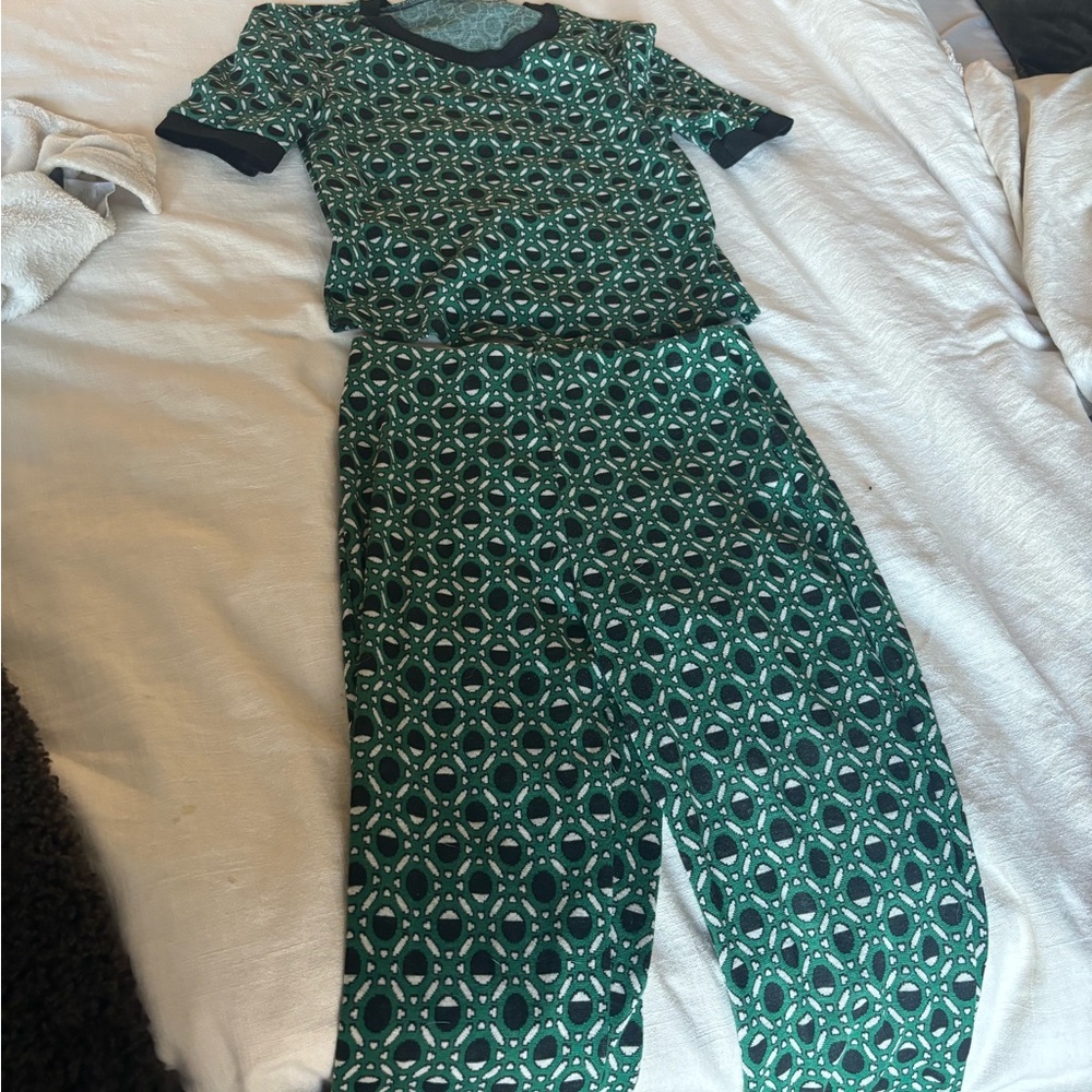 Green Patterned Matching Set - image 3